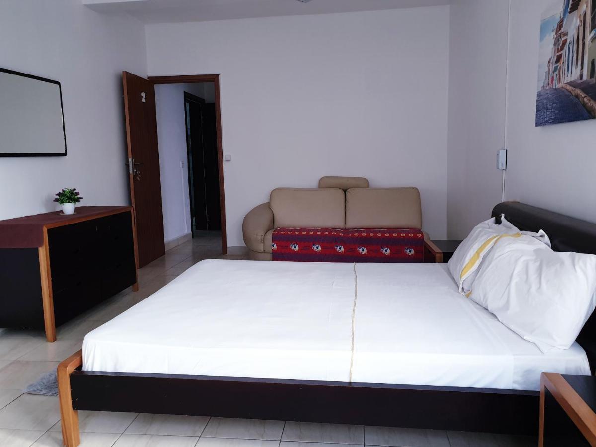Guest House Mangui Baxu Rooms & Apartment 塔拉法尔 外观 照片